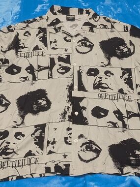 🖤💚 Beetlejuice Graphic Short-Sleeve Button-Down Shirt 💚🖤